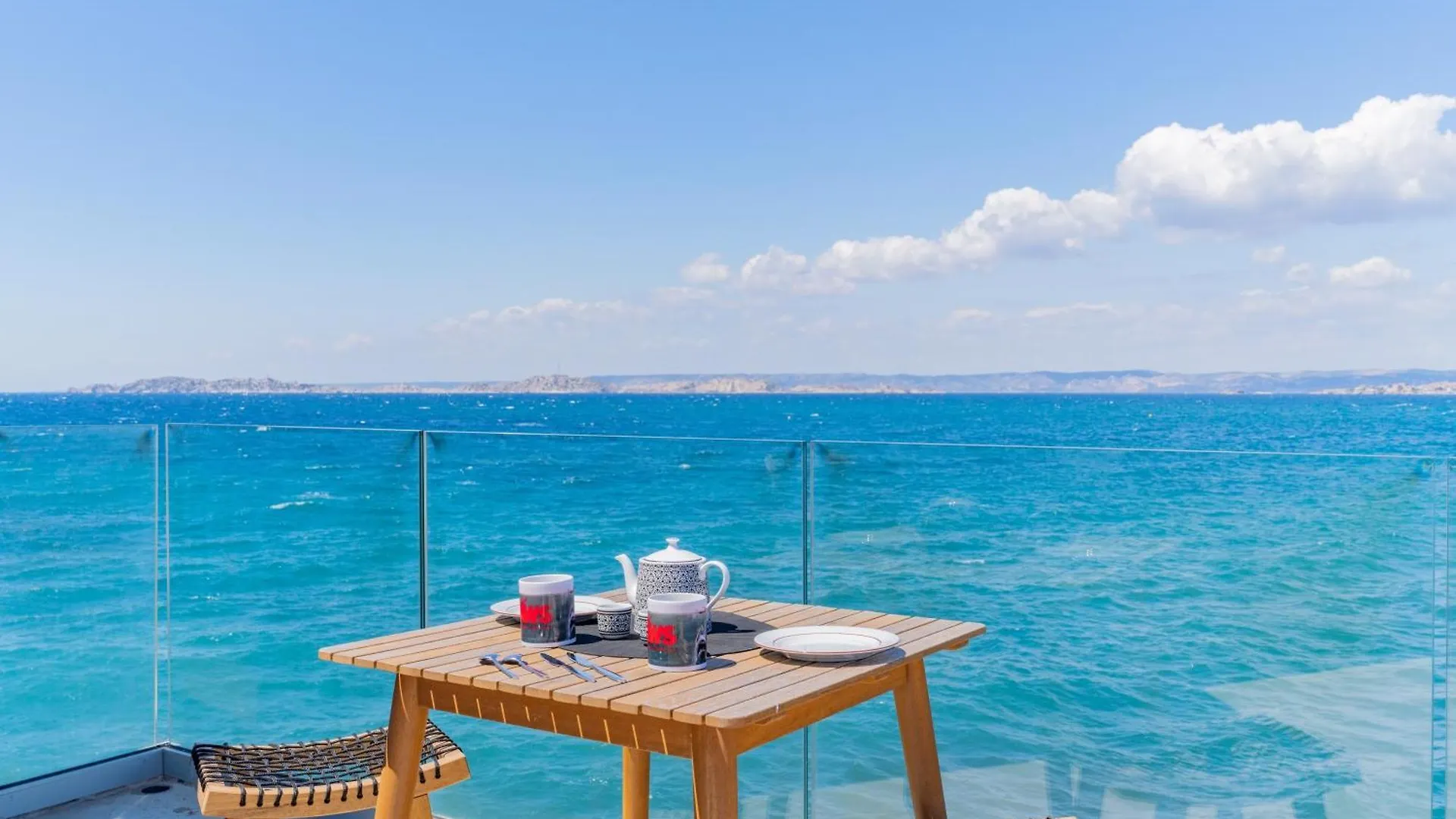 Casa Umi - Magnifique Appartement Avec Acces Prive A La Mer Et Grande Terrasse Marseille 0*,  Franciaország